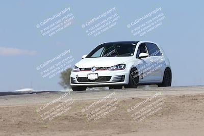 media/Oct-04-2025-OnGrid (Sat) [[44bd565ffa]]/Yellow Group/Grapevine/